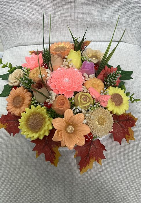 Цветя и аранжировки от ароматен сапун