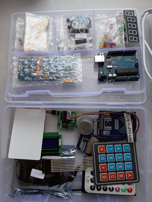 Arduino UNO комплект 80+ компонента