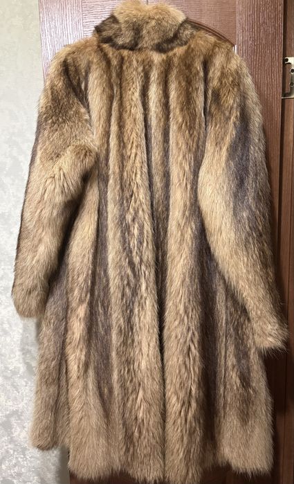Продам шубу натуральную
