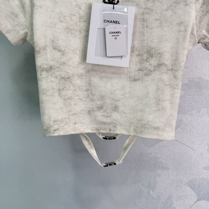 Тениска c.h.a.n.e.L