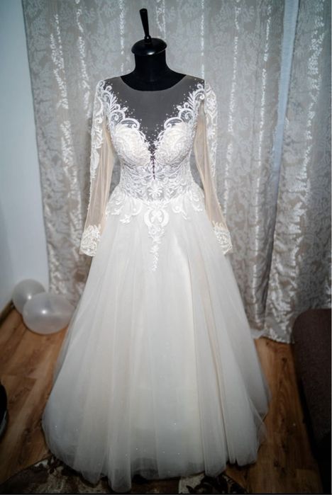 Vand rochie de mireasa - stare foarte buna
