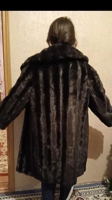 Шуба  15000ыс б/у