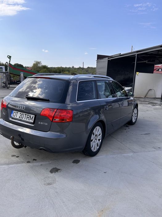 Vând audi A4 B7 2.5 V6