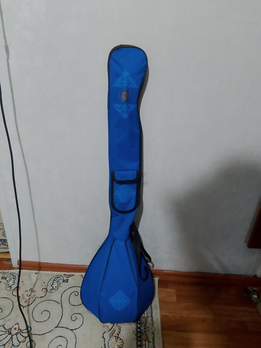 Продам домбра в харошам состаяние