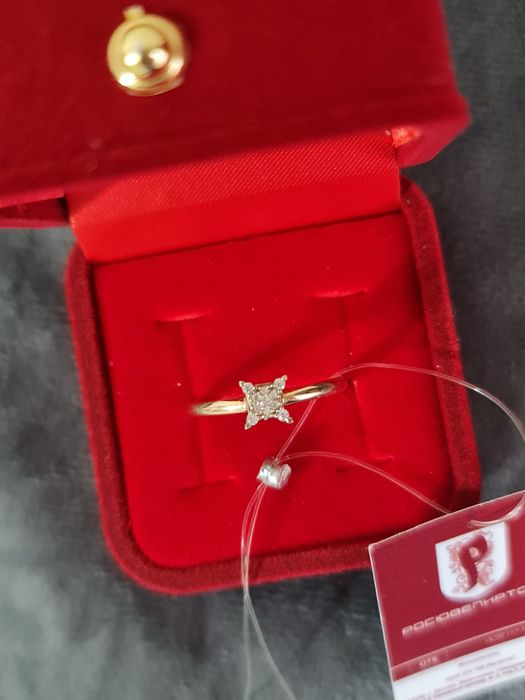 НОВЫЕ золотые кольца, размер 18,5