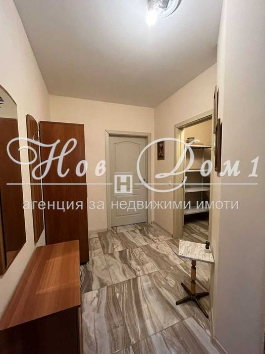 Дава се под наем Двустаен апартамент в Варна, Цветен квартал - 65 кв.м за 408 € - Снимка #4