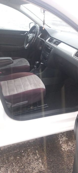 Продам автомобиль Skoda Rapid Elegance