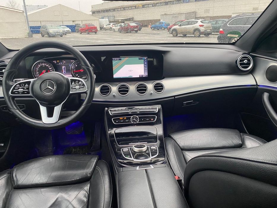Mercedes-Benz Clasa E Avantgarde | 2020
