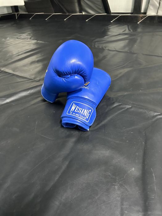 Перчатки весинг 10унц