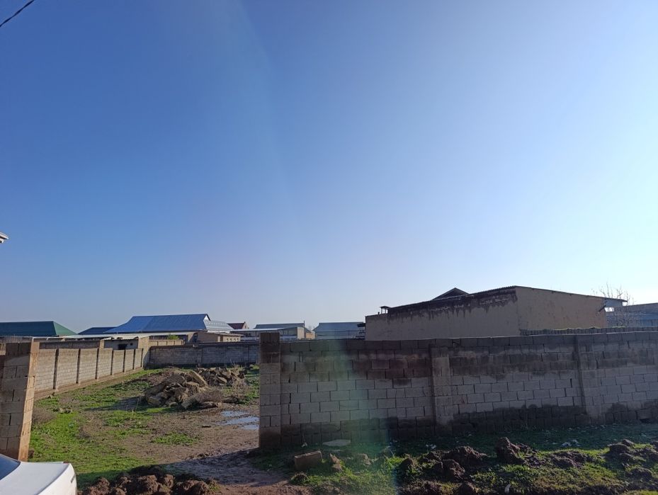 Уй жой куриш учун ер сотилади