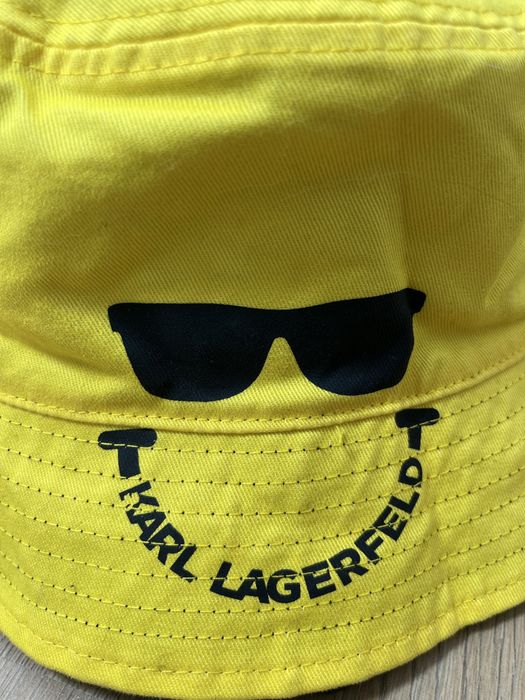 Karl Lagerfeld двулицева бъкет шапка
