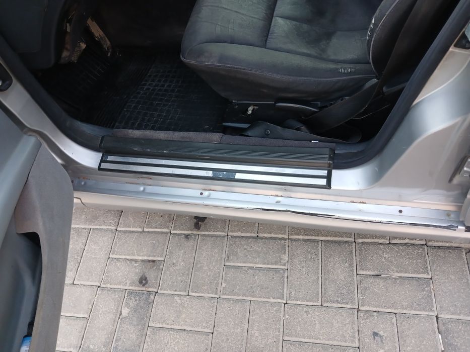 Машина сатылады 1996жылғы газ бензин