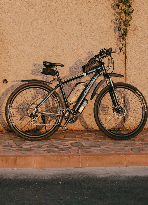 Bicicletă electrică E-motion distanţă 80+ km 60km/h 750W 48V 16+13Ah