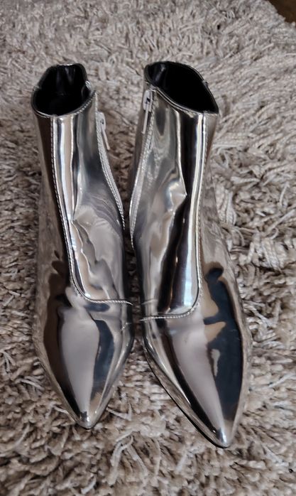 Ghete dama lăcuite 36 argintiu Buffalo