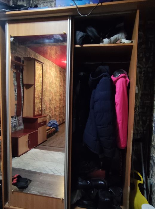 Продам шкафы в прихожую
