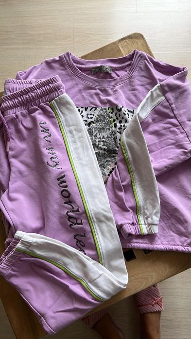 Дрехи за момиче 122-128см