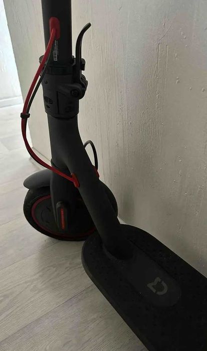 Электросамокат Xiaomi Pro