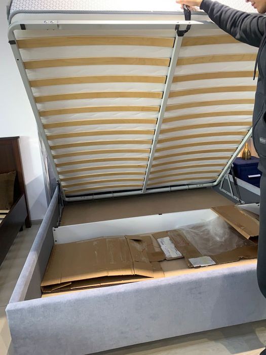 Каркас кровати без матраса