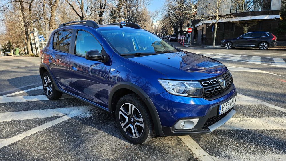 Sandero Stepway SL BlueLine TCE100 GPL garantie activa august 2026