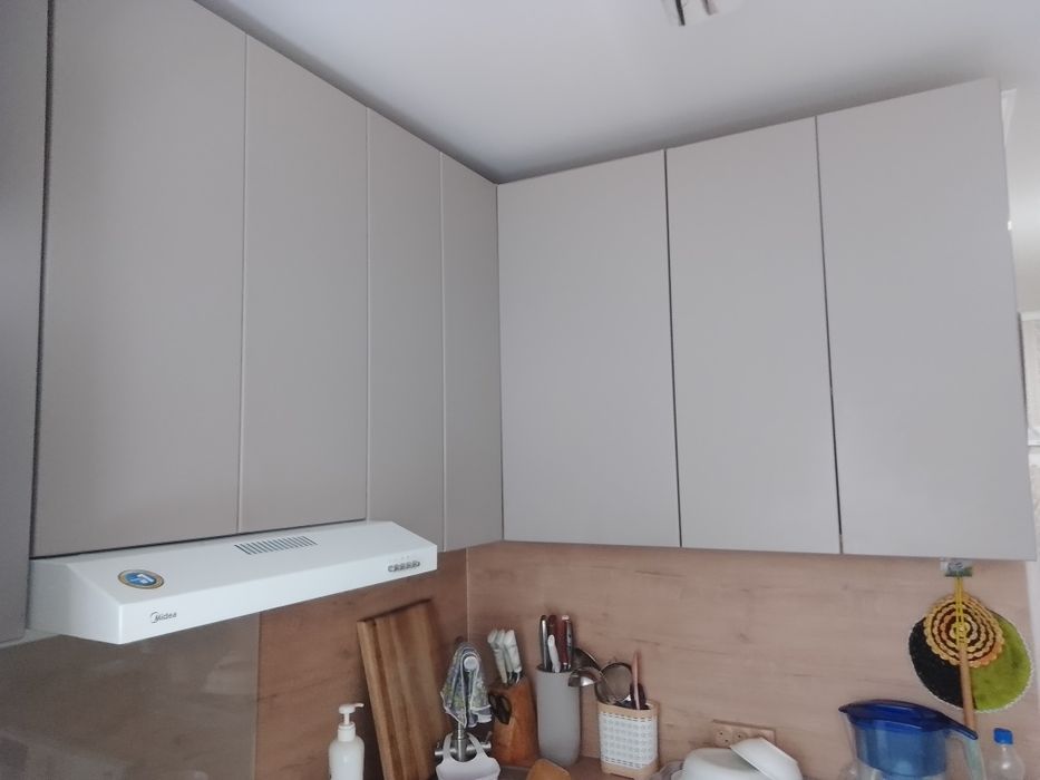 Продам 2-комнатную /Нарык-базар/