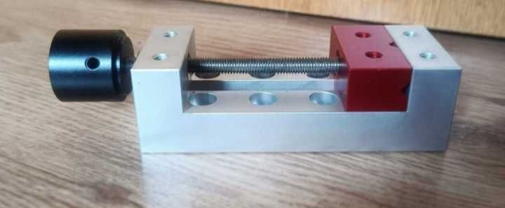 Masa frezare cu menghina NOUĂ /Proxxon, Dremel, Makita