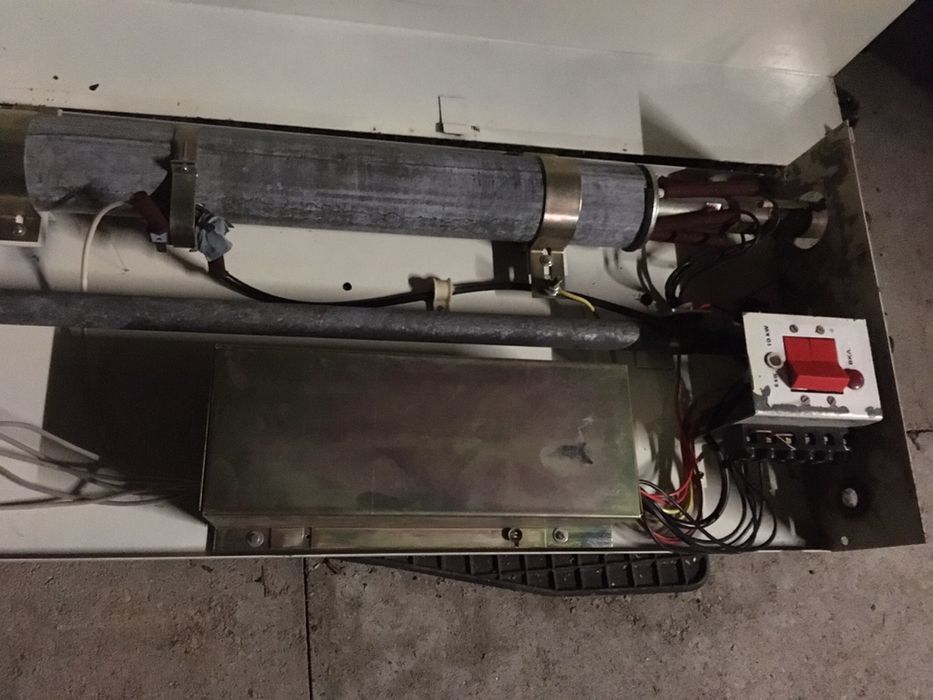 Индустриален проточен бойлер 6/10 kw/трифазен