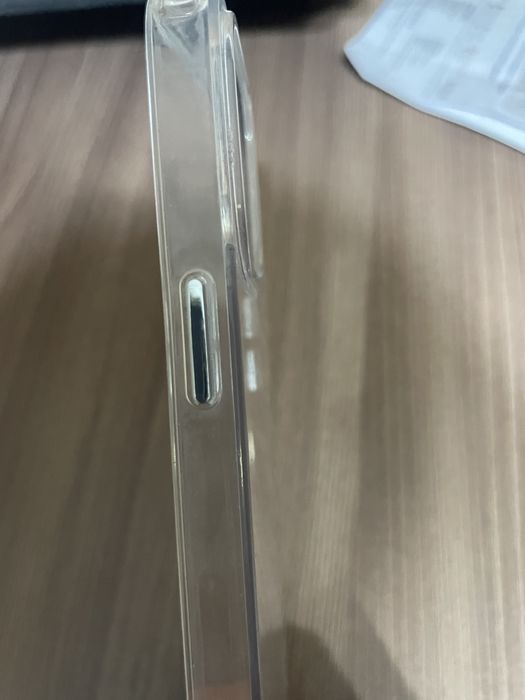 Чехол на iphone 13