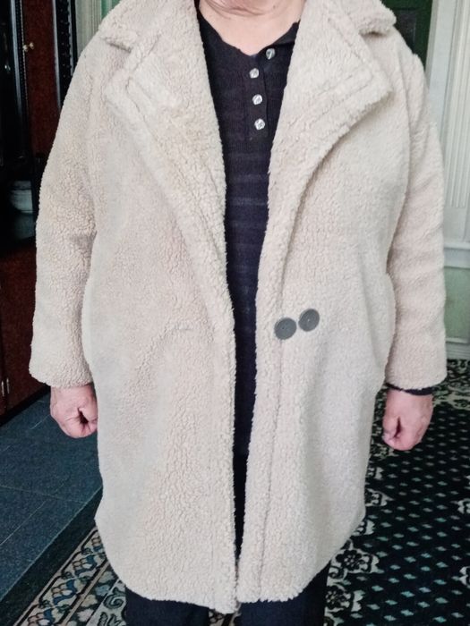 Шуба Тедди, цвет бежевый размер 56.