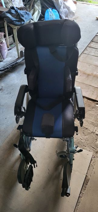 Коляска инвалидная детская