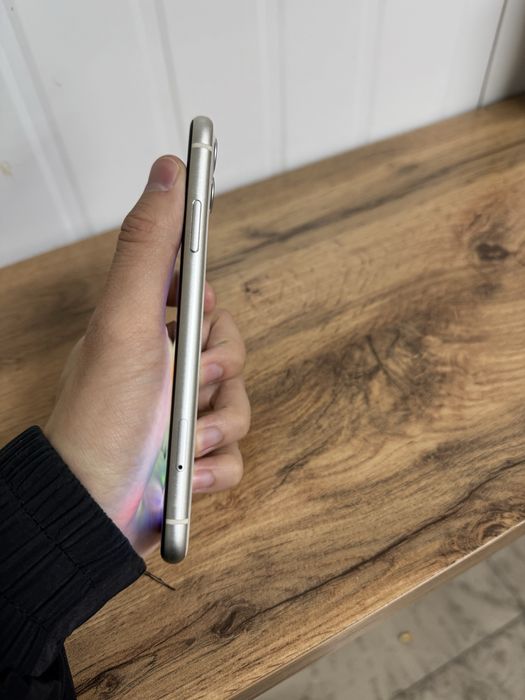 Продам айфон 11 без ремонта Iphone 11
