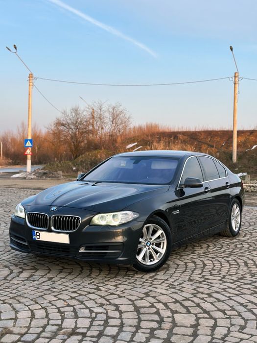 Vand BMW Seria 5 F10 LCI ( Facelift ) - Harman Kardon - Manual