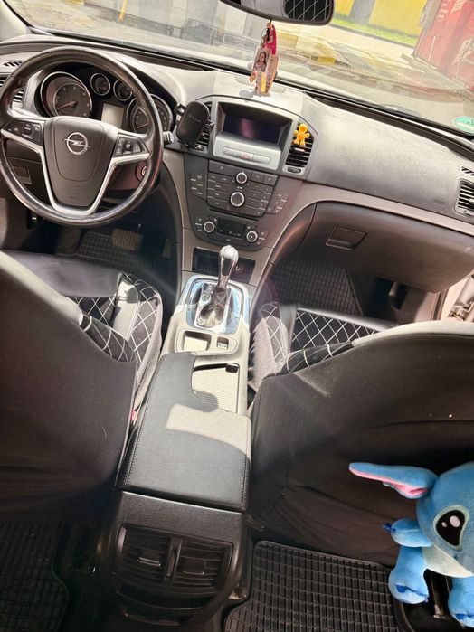Opel Insignia 2012 automata