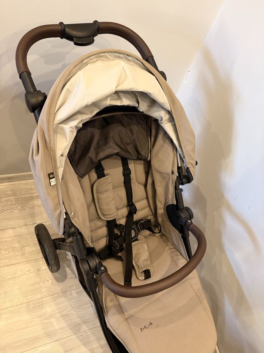 Сгъваема комбинирана бебешка количка Mast M4