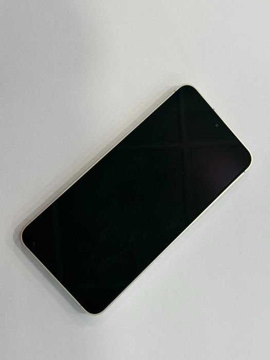 Samsung Galaxy S24 128GB / 8GB RAM