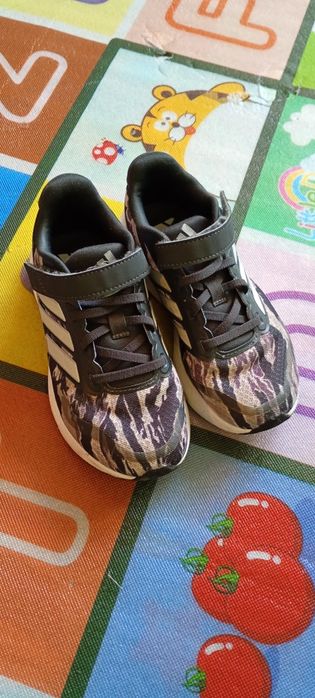 Детски маратонки adidas 31