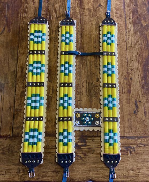 Изработка на детски кукерски гердани