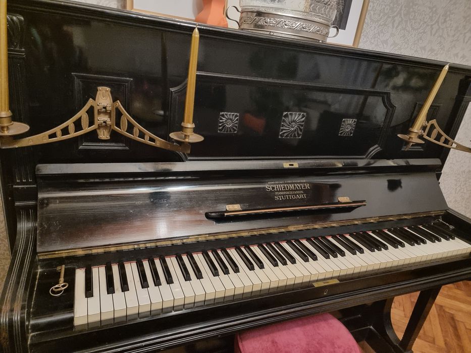 Pianina  SCHIEDMAYER Pianofortefabrik Stuttgart
