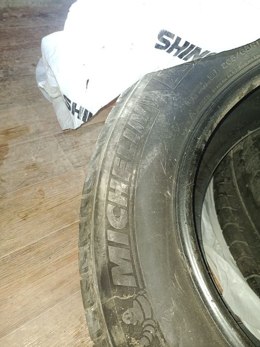 Продам зимние покрышки