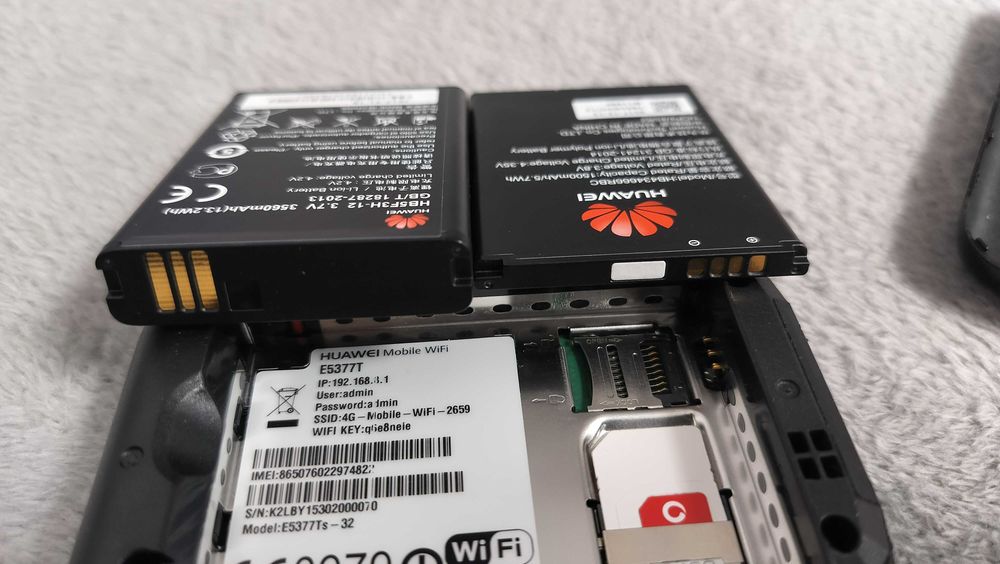 Router wireless portabil hotspot Huawei E5377Ts-32 4G LTE 3560mAh