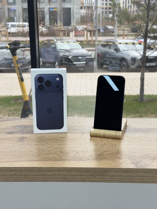 iPhone 17 Pro 256 gb | Айфон 17 Про | iStatus