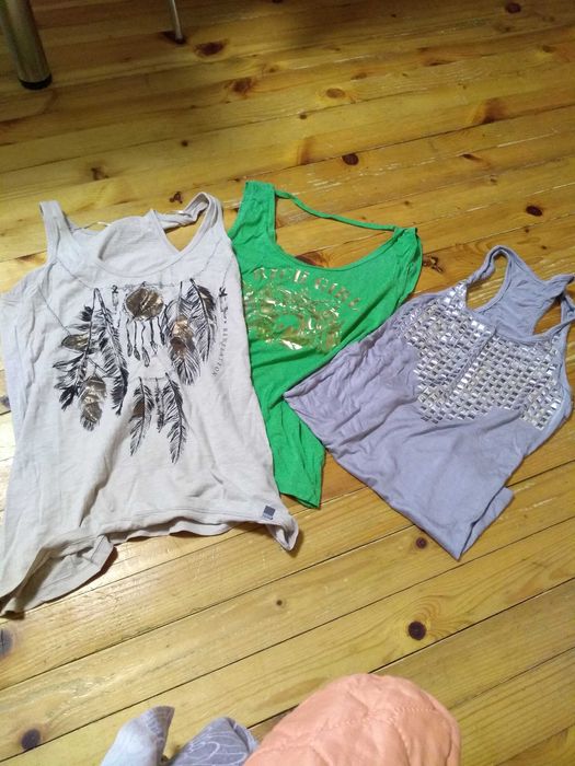 Блузки,потничета,рокли