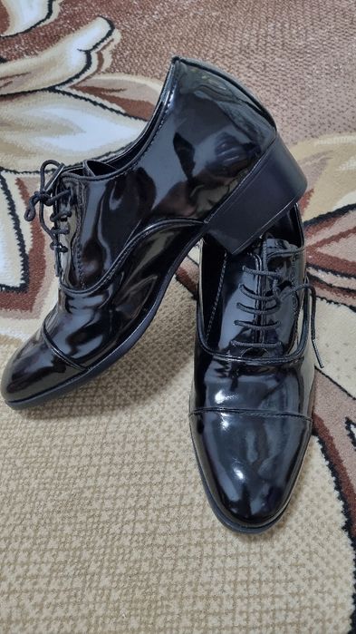 Лакированные туфли Follon Garment