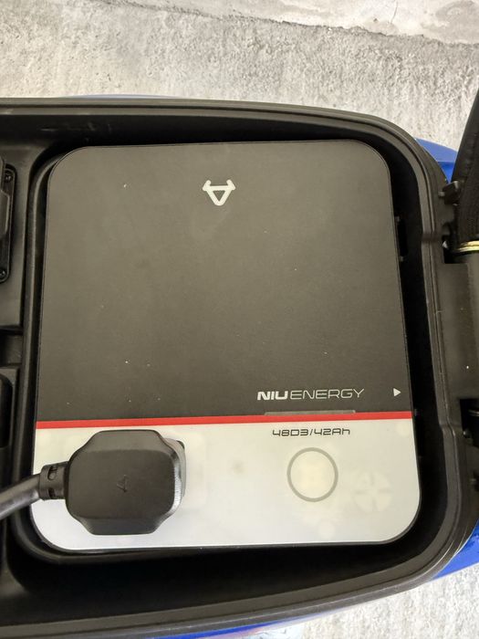 NIU UQI GT Scuter Electric 2024 ,Acte la zi de Anglia