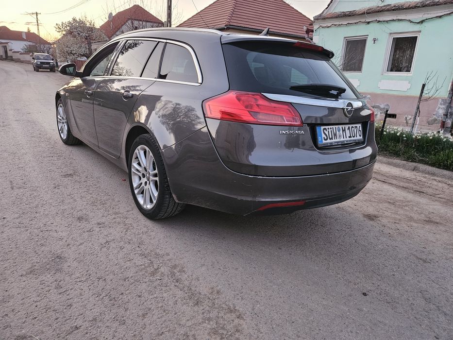 Opel insignia 2011