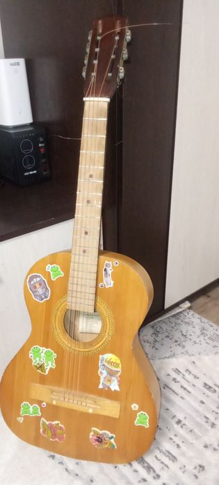 гитара акустическая