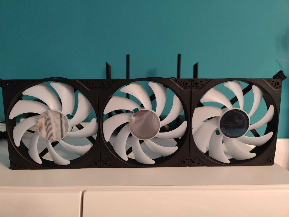 Ventilatoare NOI PHANTEKS M25 Gen2 PWM D-RGB 140mm PH-F140M25_G2_DBK01