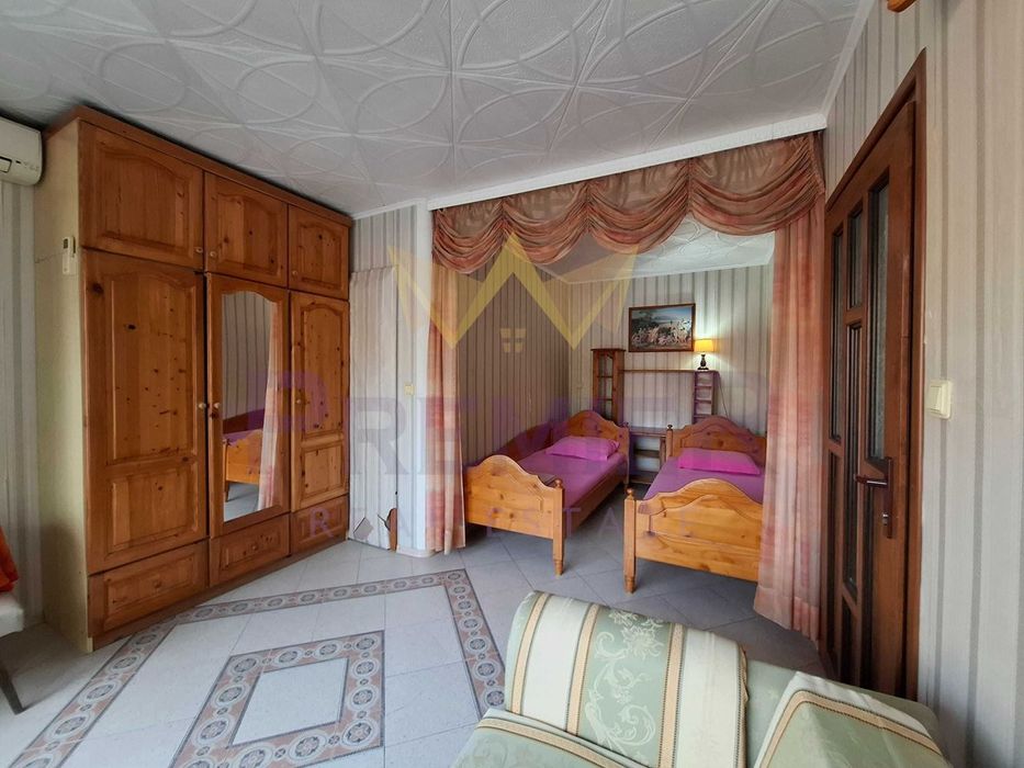 Дава се под наем Двустаен апартамент в Варна, Гръцка махала - 60 кв.м за 459 € - Снимка #3