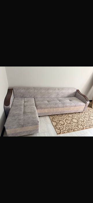 Диван в хорошем состоянии