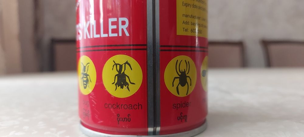 Спрей для уничтожение насекомых