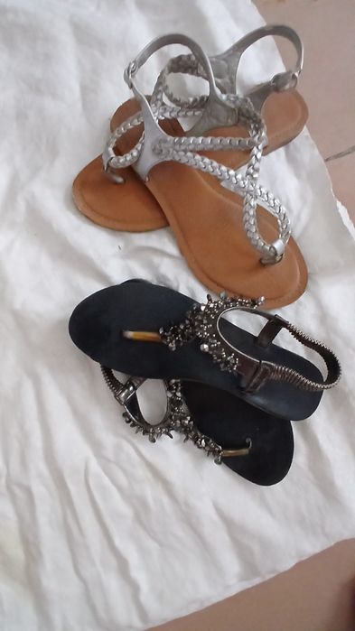 Продаются босоножки для прекрасных дам.Размер 40